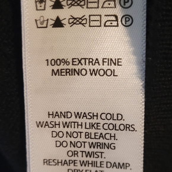 Christian Lacroix Black Polo Shirt, 100% Merino Wool - Picture 8 of 8